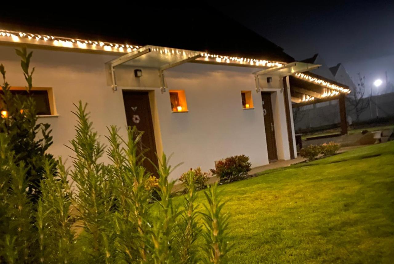 Ferienwohnung Ölyv Fertőrákos Exterior foto